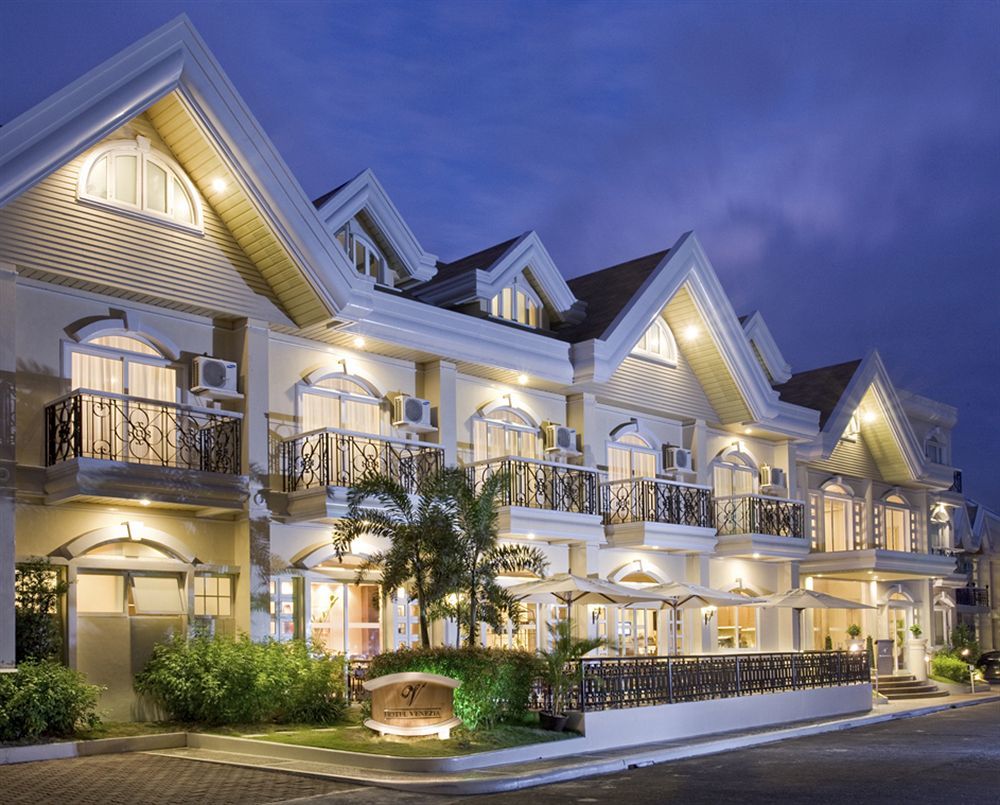Hotel Venezia Легазпи Екстериор снимка